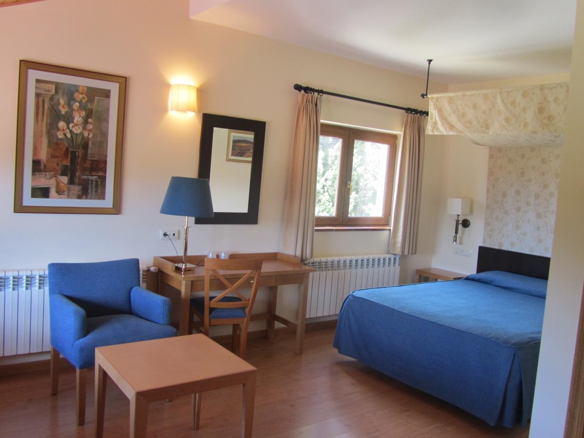 Hotel Galayos 2*